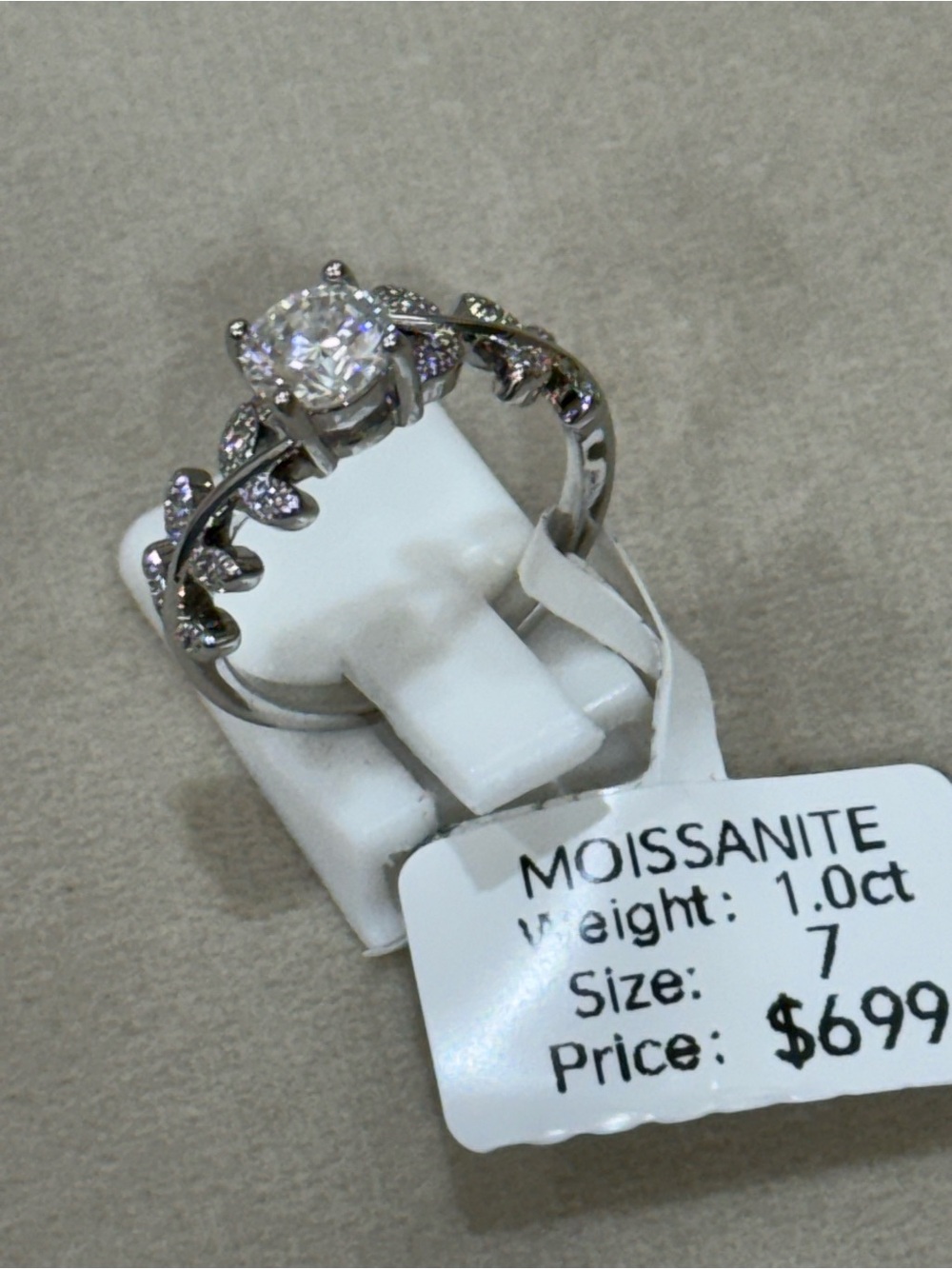 Moissanite Solitaire Leaf Accent Ring in Silver - Size 7